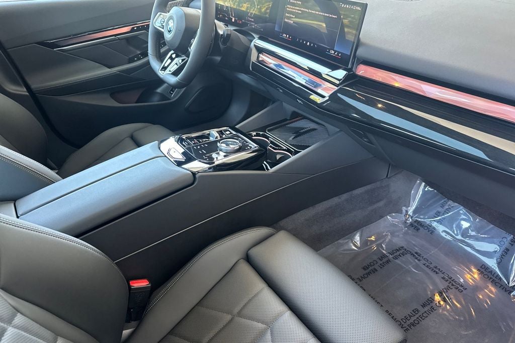 2027 BMW 5 Series 550e xdr