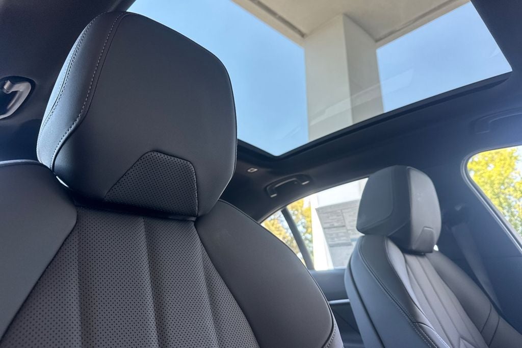 2027 BMW 5 Series 550e xdr