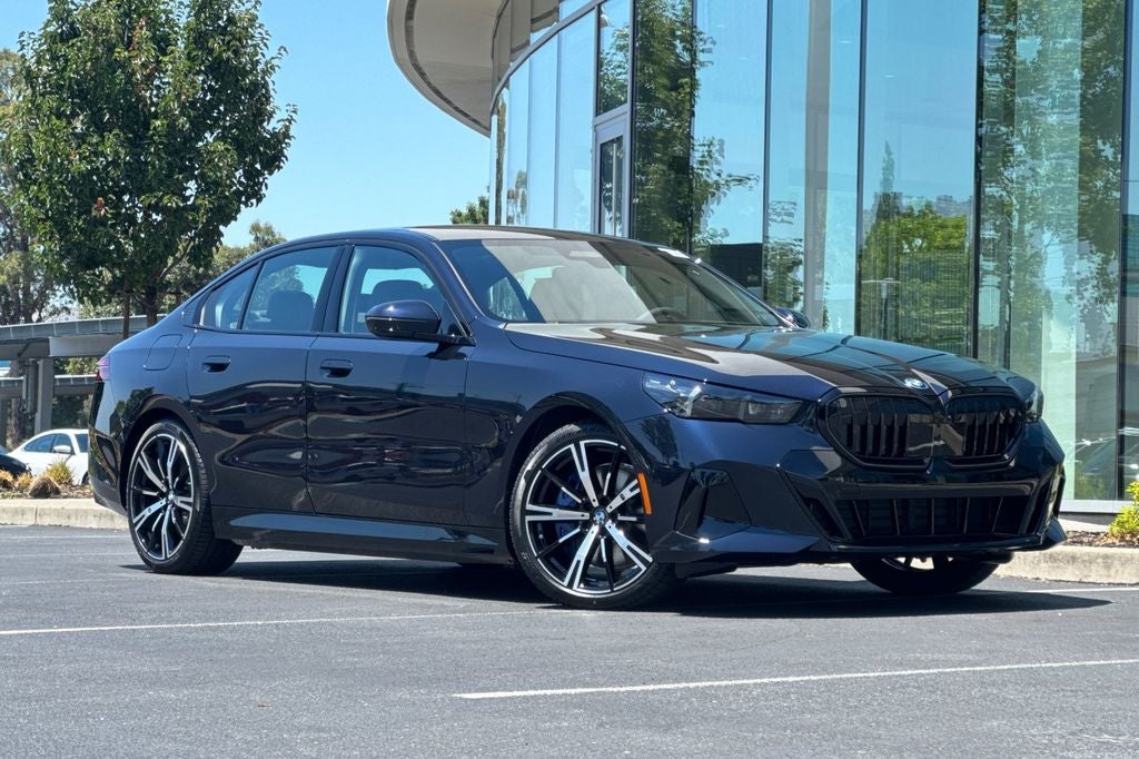2027 BMW 5 Series 550e xdr