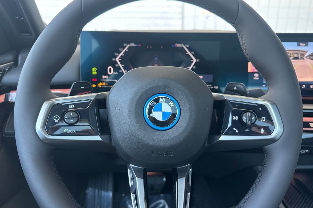2027 BMW 5 Series 550e xdr