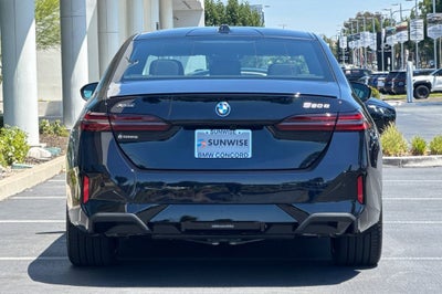 2027 BMW 5 Series 550e xdr
