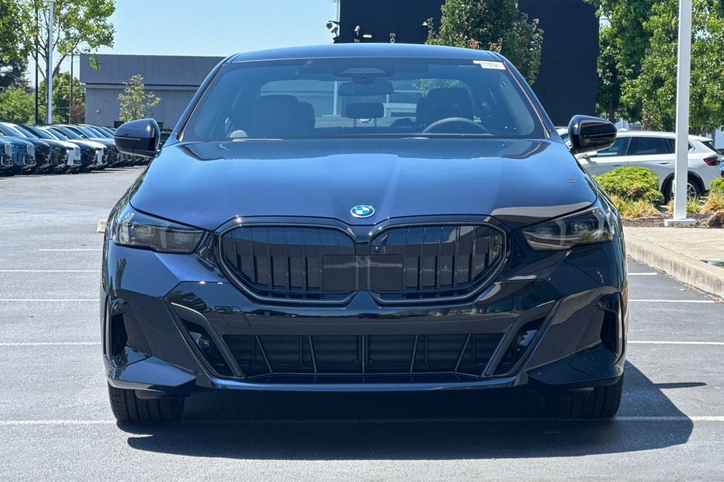 2027 BMW 5 Series 550e xdr