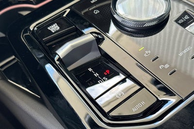 2026 BMW 5 Series 550e xDrive