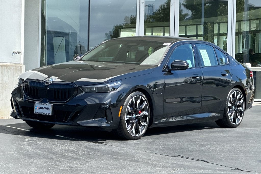 2026 BMW 5 Series 550e xDrive