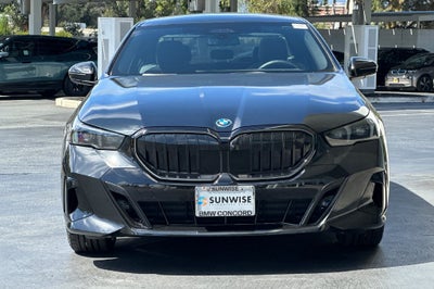 2026 BMW 5 Series 550e xDrive