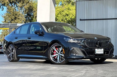 2026 BMW 5 Series 550e xDrive