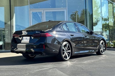 2026 BMW 5 Series 550e xDrive