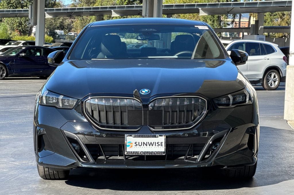 2026 BMW 5 Series 550e xDrive