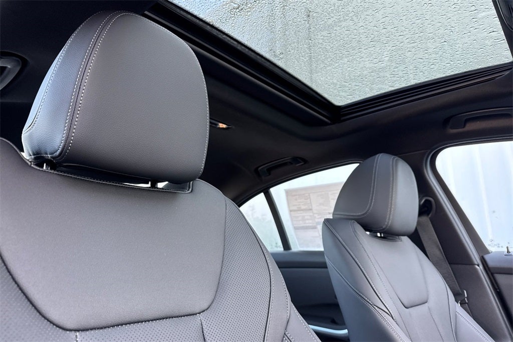 2026 BMW 3 Series 330i