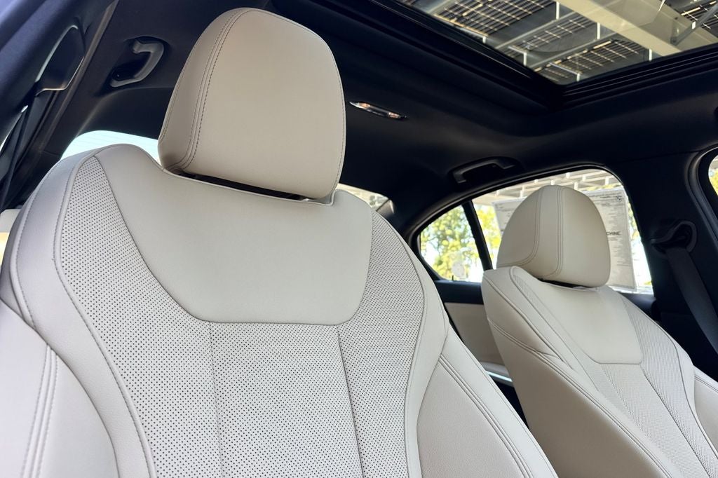 2026 BMW 3 Series 330i