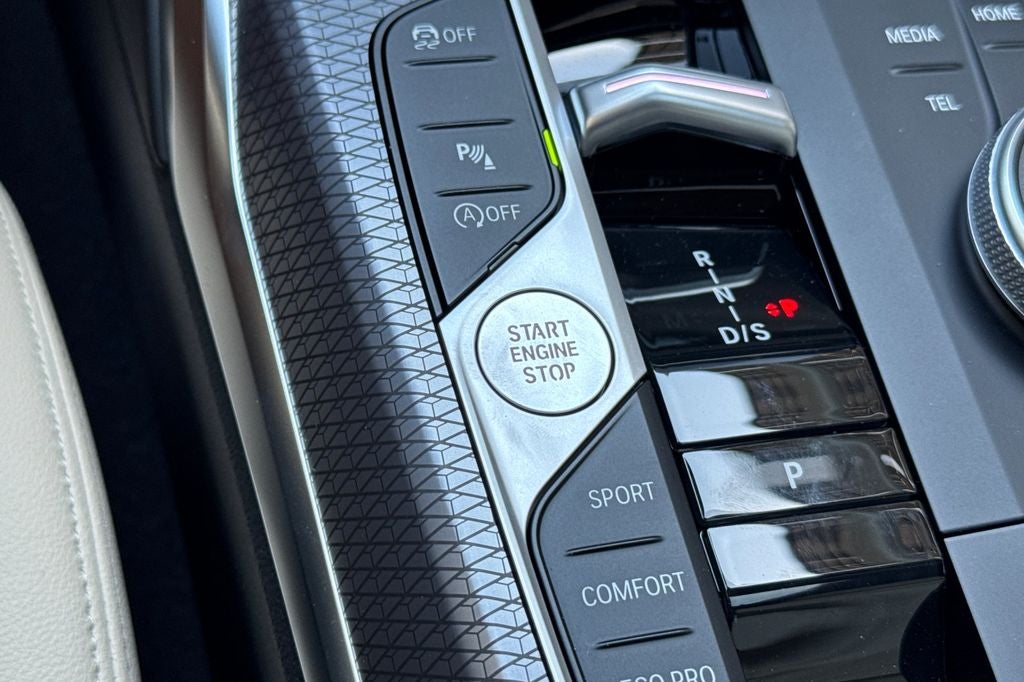 2026 BMW 3 Series 330i