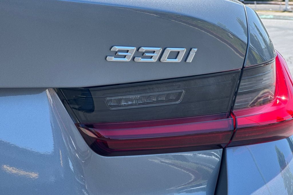 2026 BMW 3 Series 330i