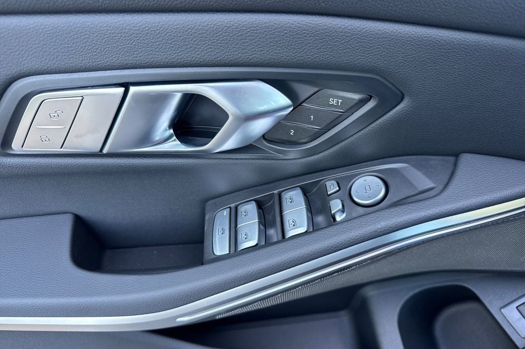 2026 BMW 3 Series 330i