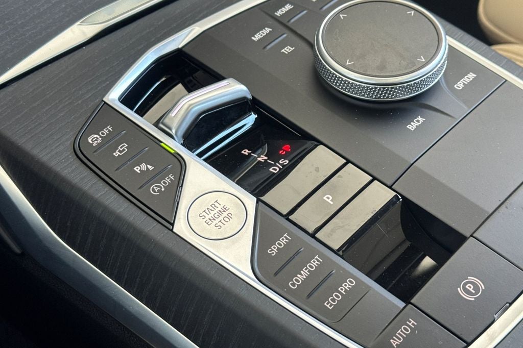 2026 BMW 3 Series 330i
