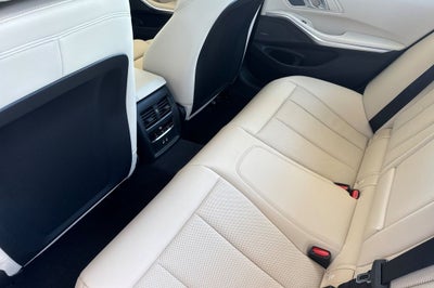 2026 BMW 3 Series 330i