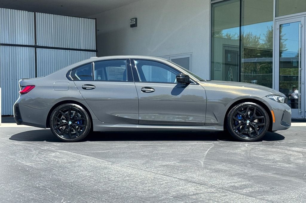 2026 BMW 3 Series 330i