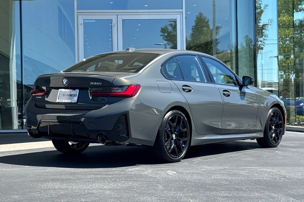 2026 BMW 3 Series 330i