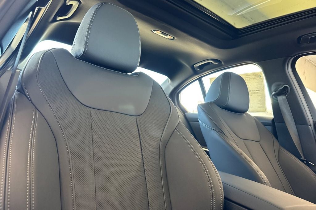 2026 BMW 3 Series 330i