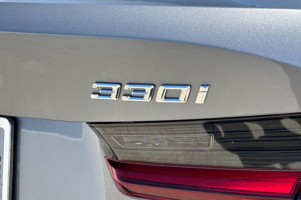 2026 BMW 3 Series 330i