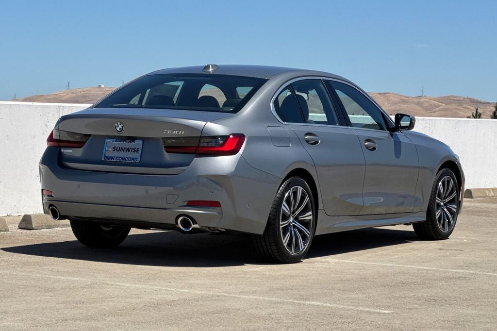 2026 BMW 3 Series 330i