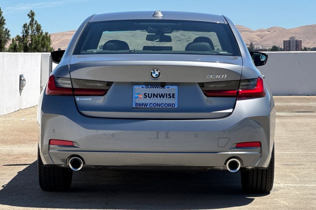 2026 BMW 3 Series 330i