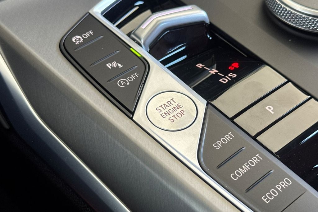 2026 BMW 3 Series 330i