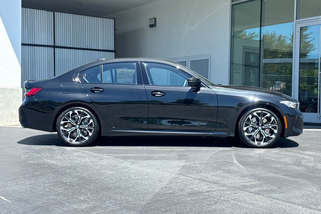 2026 BMW 3 Series 330i