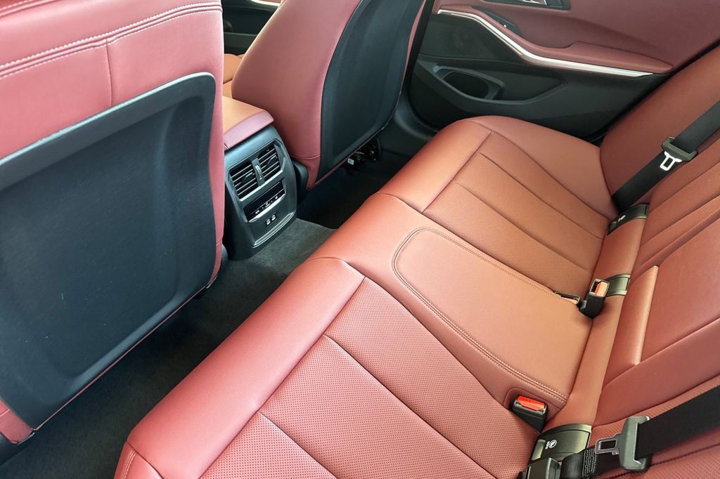 2026 BMW 3 Series 330i