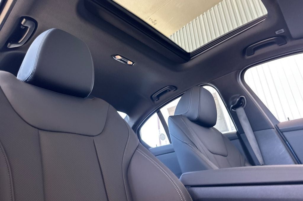 2026 BMW 3 Series 330i