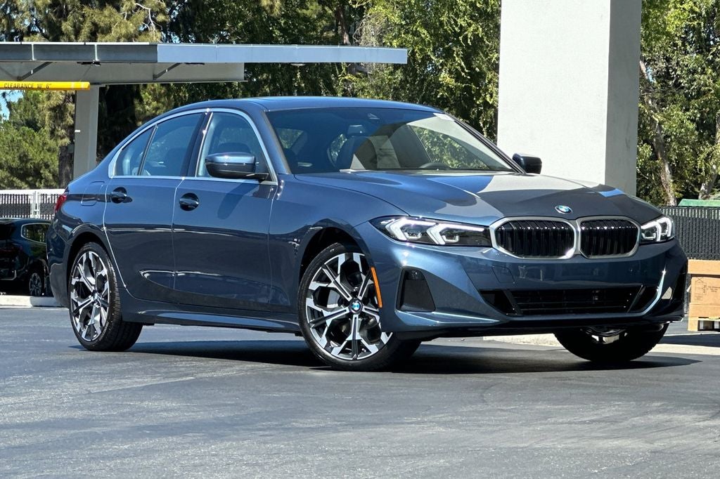 2026 BMW 3 Series 330i