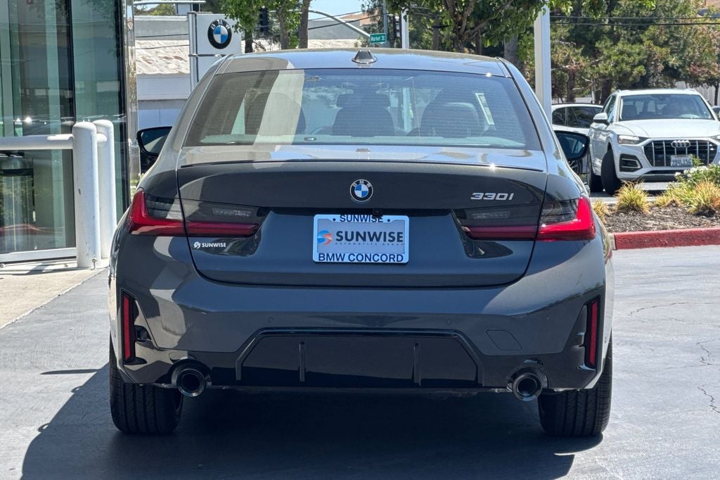 2026 BMW 3 Series 330i