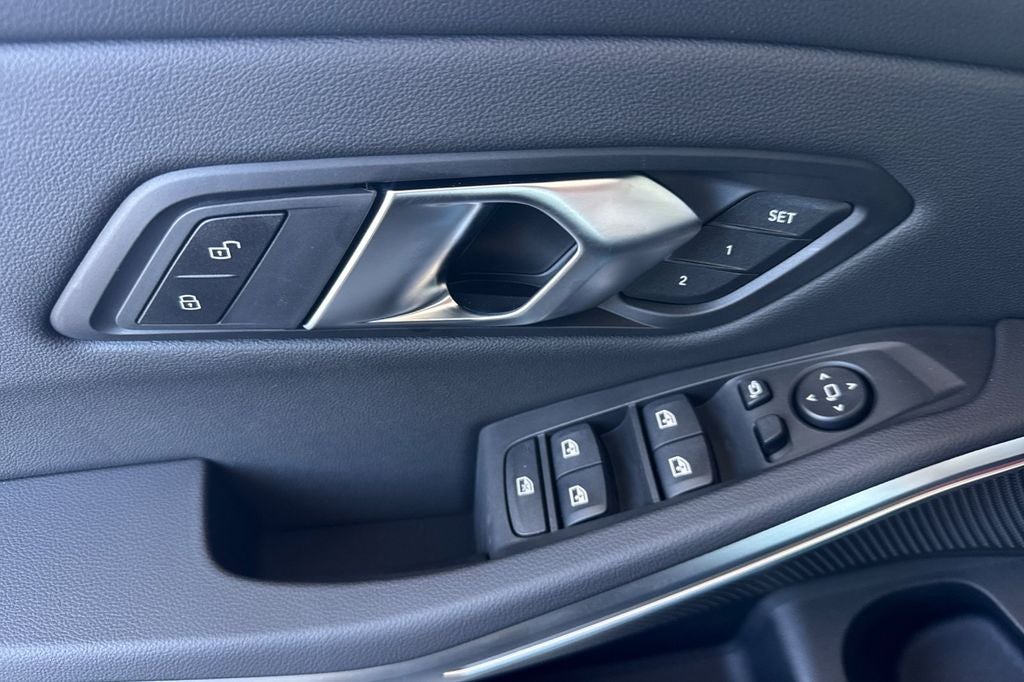 2026 BMW 3 Series 330i