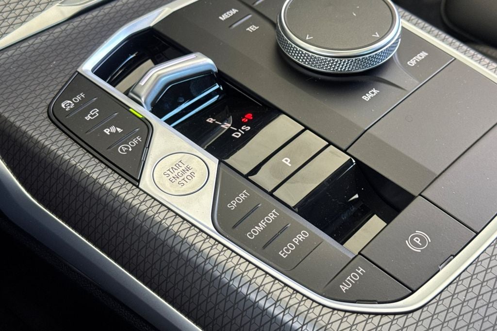 2026 BMW 3 Series 330i