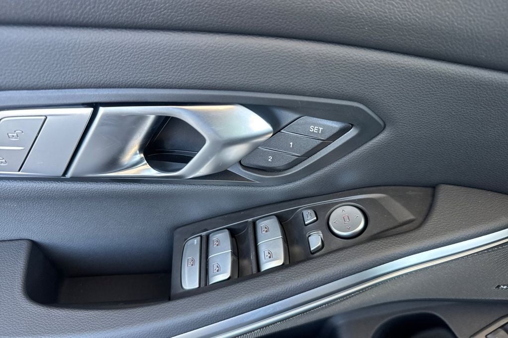 2026 BMW 3 Series 330i