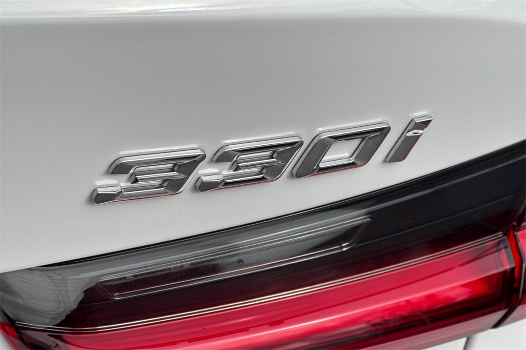 2026 BMW 3 Series 330i