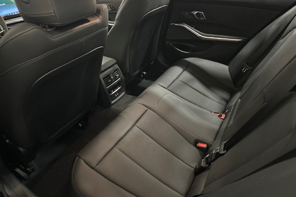 2026 BMW 3 Series 330i
