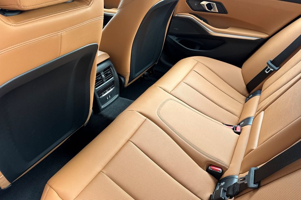 2026 BMW 3 Series 330i