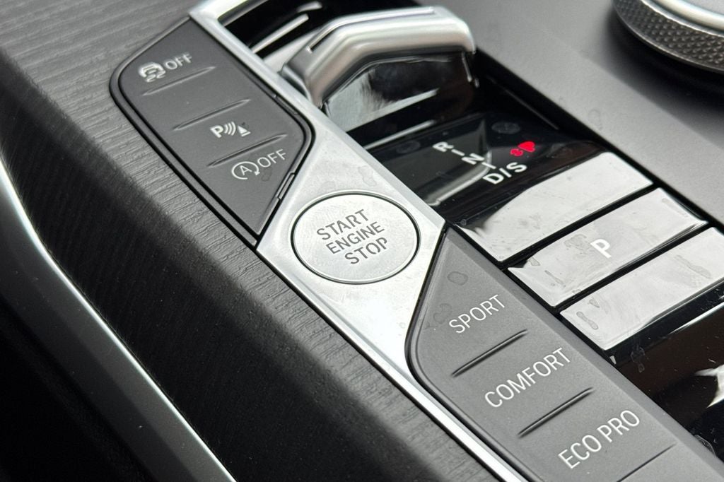 2026 BMW 3 Series 330i