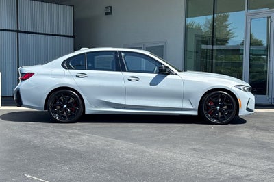 2026 BMW 3 Series 330i