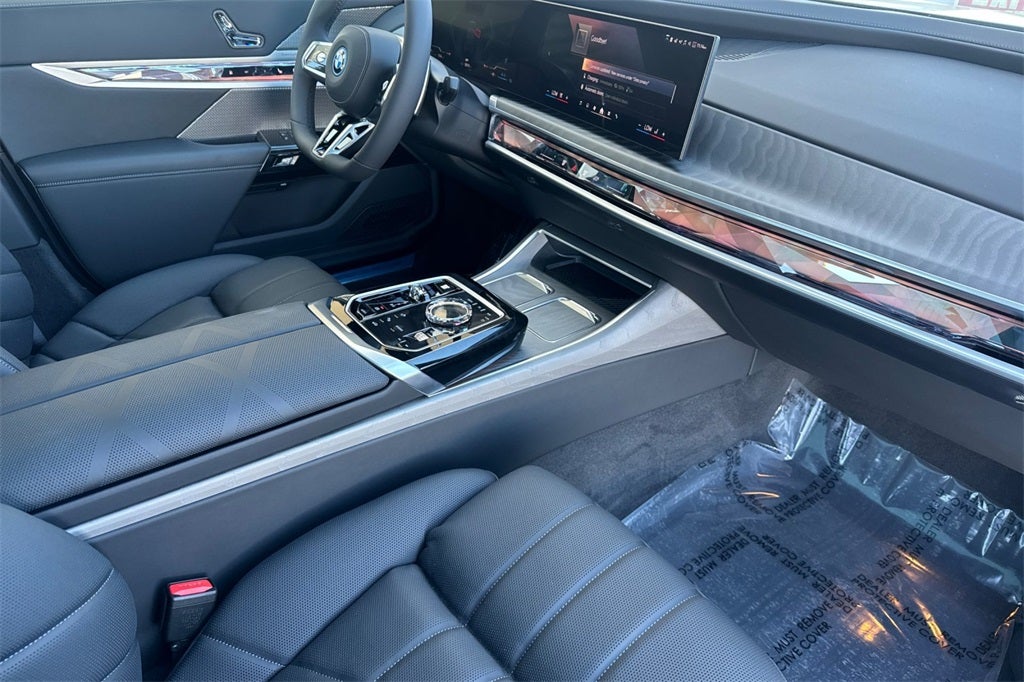 2026 BMW 7 Series 750e xDrive