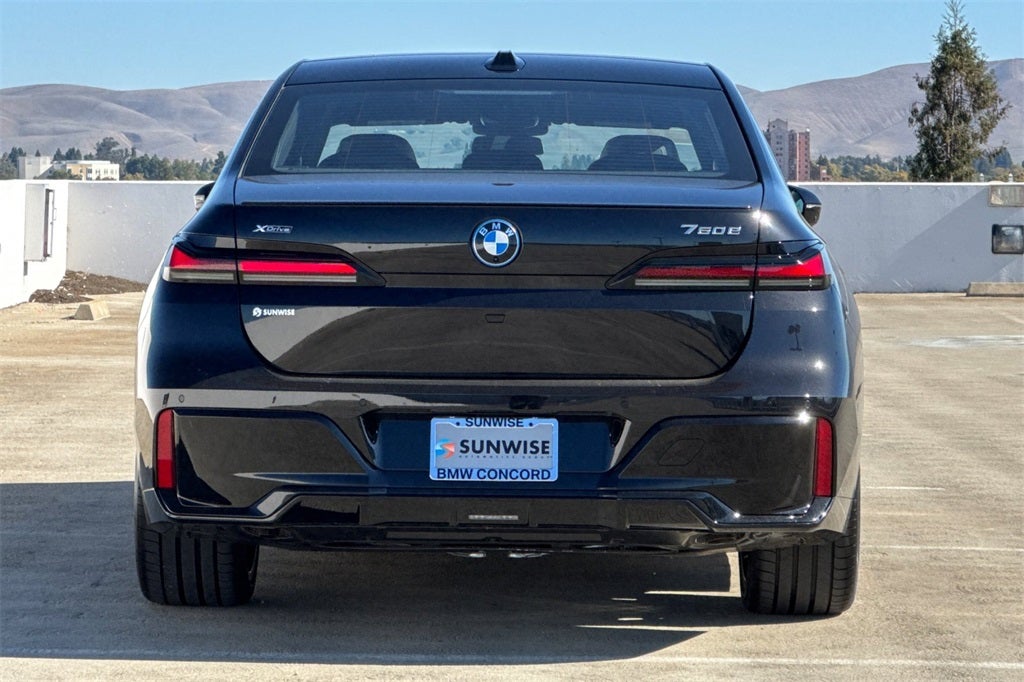 2026 BMW 7 Series 750e xDrive