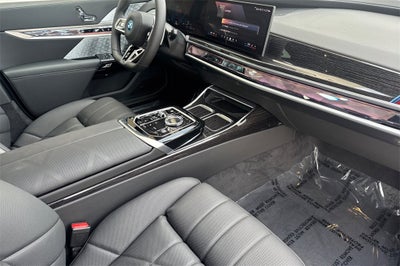 2026 BMW 7 Series 750e xDrive