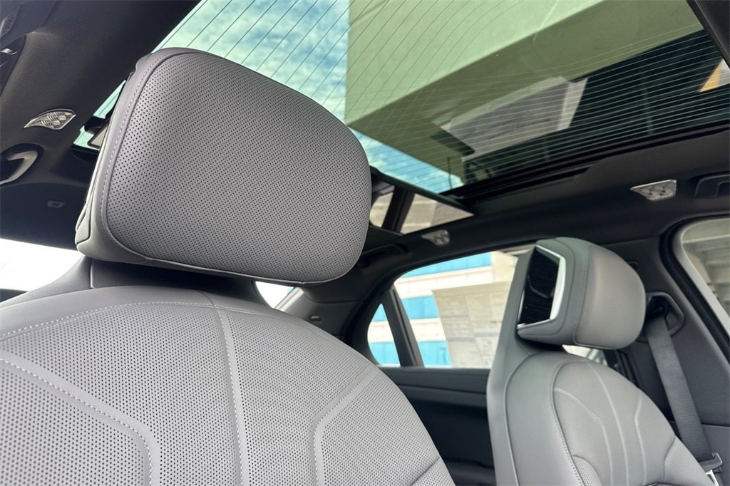 2026 BMW 7 Series 750e xDrive