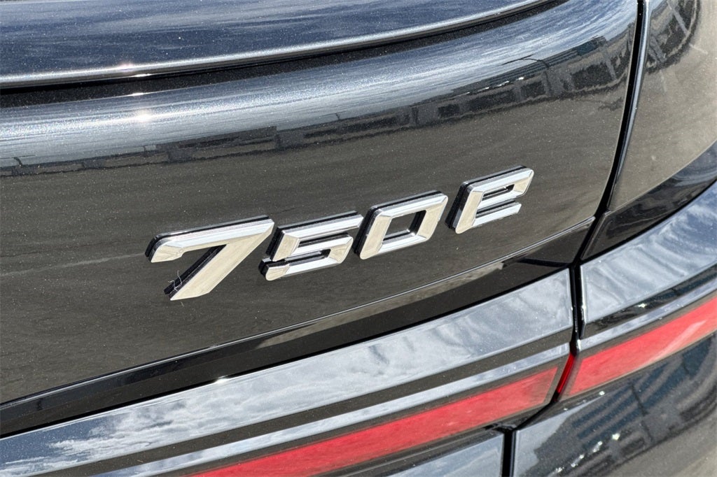 2026 BMW 7 Series 750e xDrive