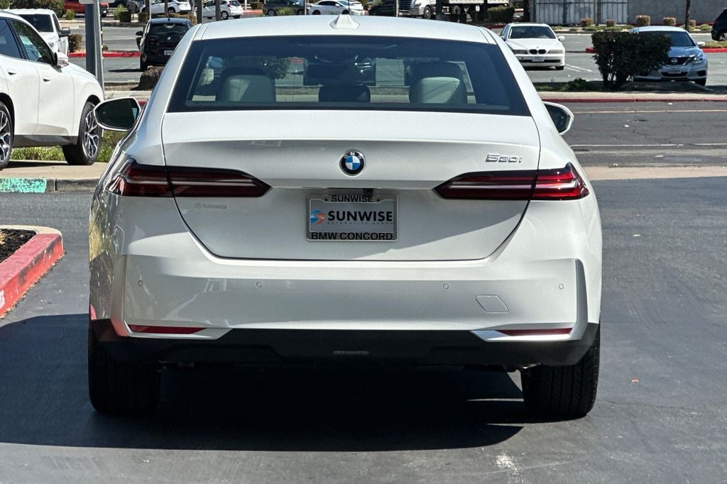 2027 BMW 5 Series 530i