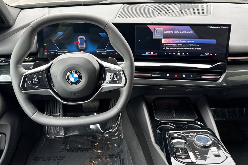 2024 BMW 5 Series 530i