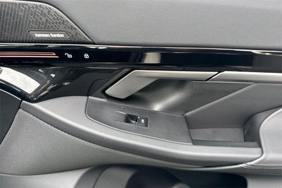 2024 BMW 5 Series 530i