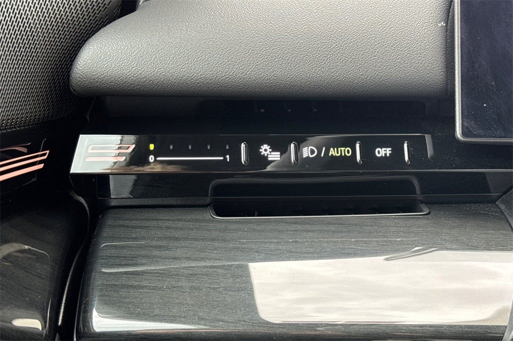 2024 BMW 5 Series 530i