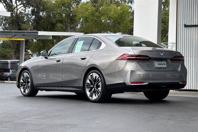 2024 BMW 5 Series 530i