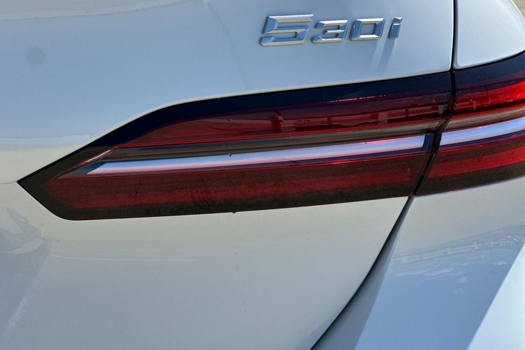 2027 BMW 5 Series 530i